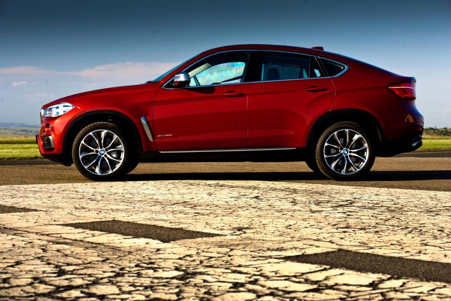  BMW X6 xDrive5.0i 2015 года  (ZA) (фото 21 из 30)